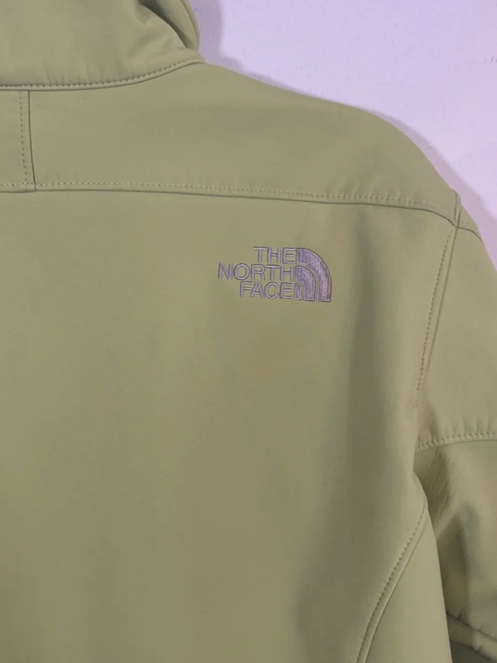 The North Face Apex Jacket Women M Green Softshell Full Zip Outdoor